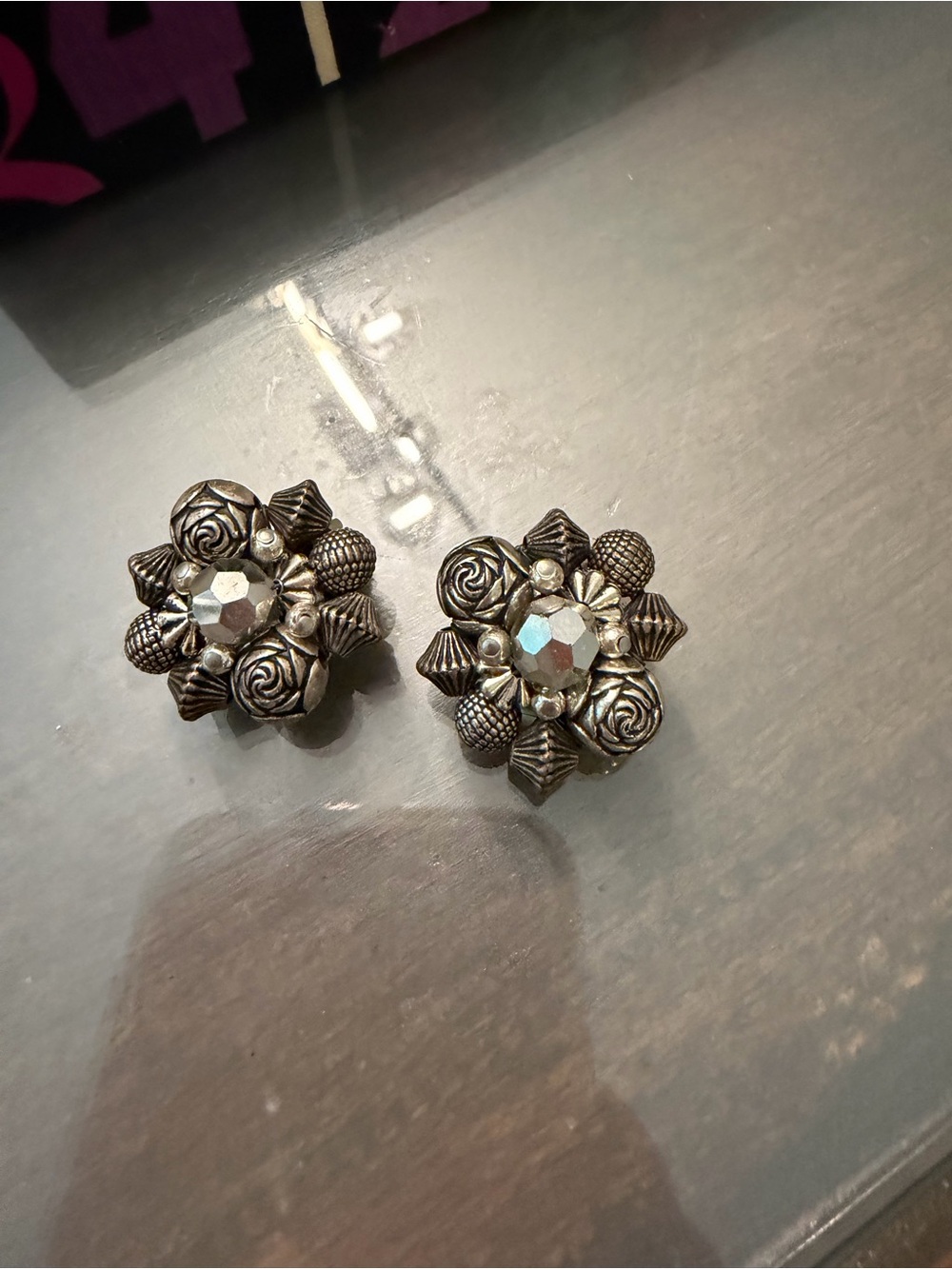 Vintage-Inspired Silver Floral Cluster Clip Earrings - Silver